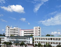  十堰市科技学校