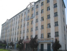 驻马店财经学校
