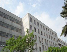  柳州长虹机器制造公司技工学校