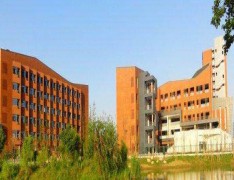广西梧州财经学校