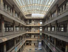  贺州技工学校
