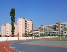 新疆幼师学校