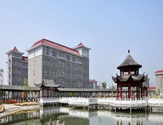  伊春市林产工业技工学校