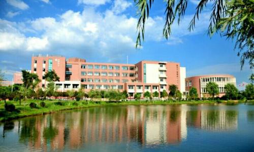  重庆计算机职业高级中学