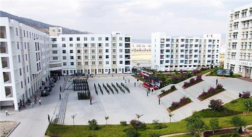  四川省威州民族师范学校