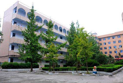  资阳市技工学校