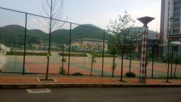  黔东南民族职业技术学院中专部