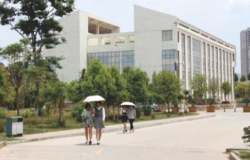  云南高铁乘务学校