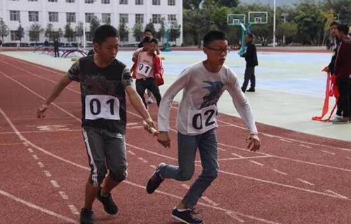  凤庆县职业高级中学