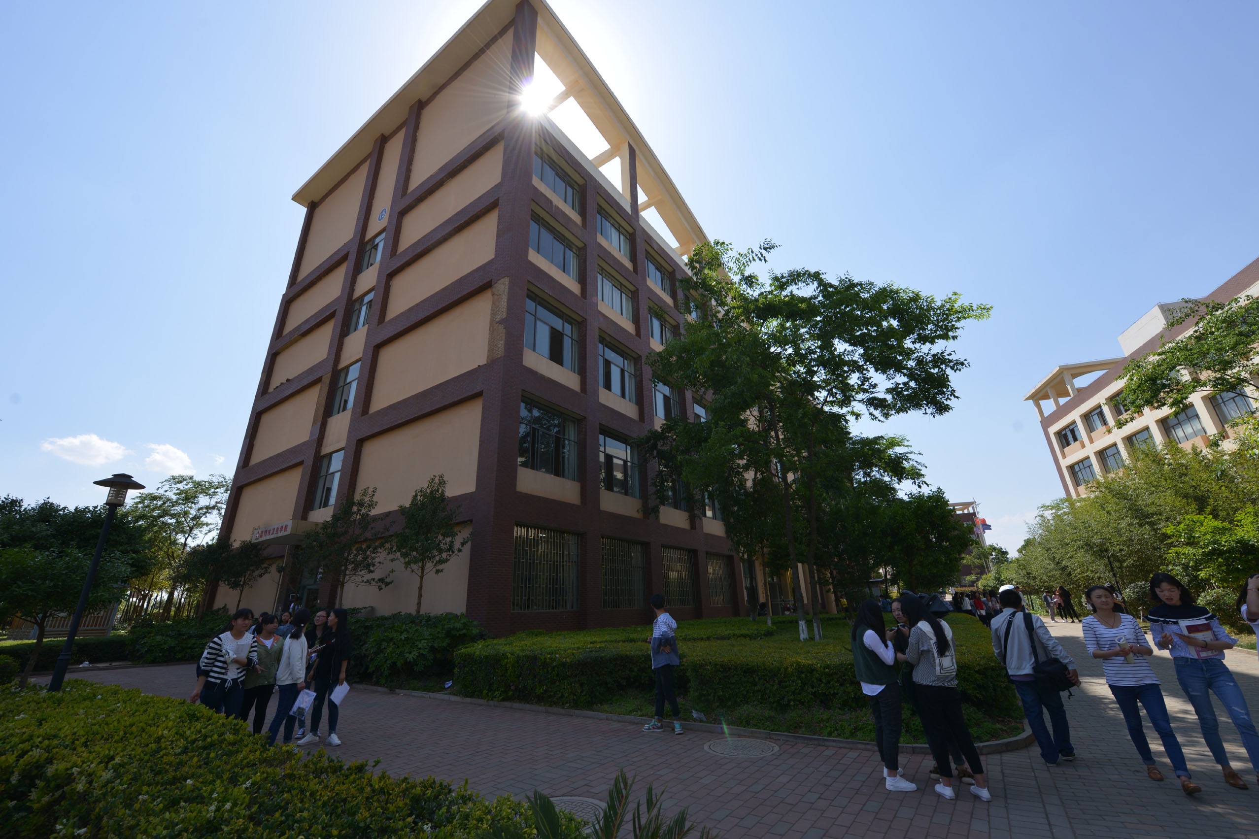  云南艺术职业学院五年制大专