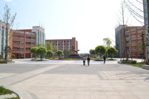  江油工业学校(四川江油高级技工学校)