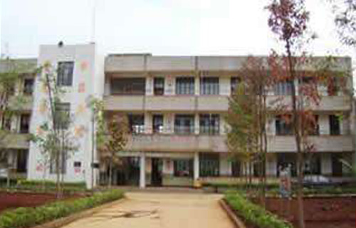  峨山县职业高级中学