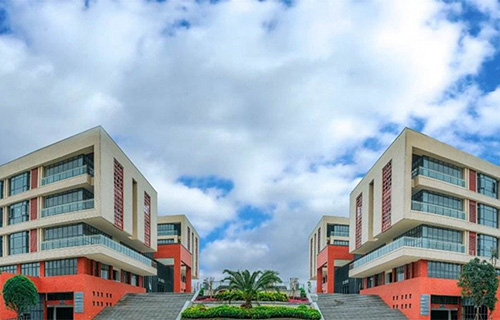  红河哈尼族彝族自治州财经学校