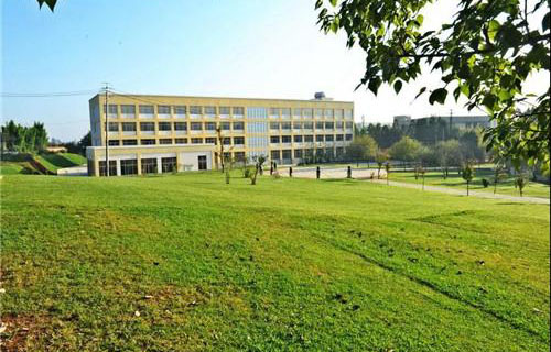  徽县农业职业技术学校