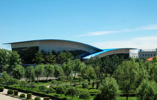  甘肃省临夏州职业技术学校