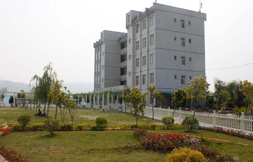  勐腊县民族职业技术学校