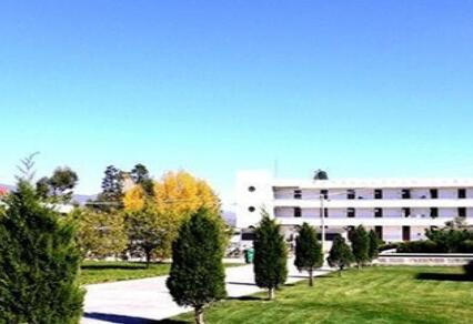  剑川县职业高级中学