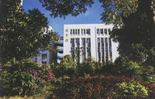  云南南方青年进修学院