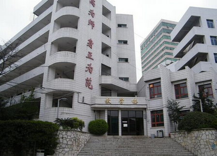  贵阳电子职业学校