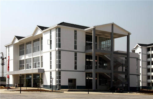  梓潼七一高级职业中学校