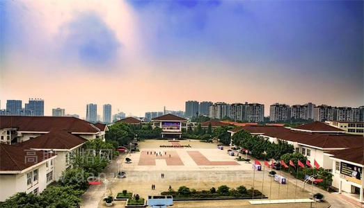  重庆海联职业技术学院五年制大专学校