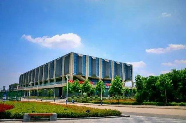  西安铁道职业技术学院