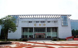  江汉艺术职业学院五年制大专