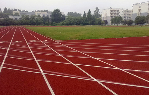 临渭区西岳时装技校
