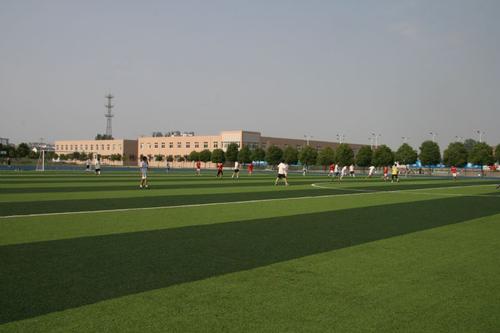  陕西机械工人技术学校