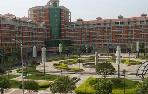  户县建筑职业学校