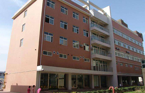  西安机电科技技师学院