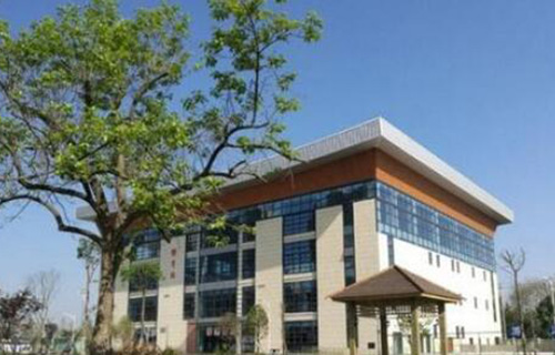  淳化县秦庄职业技术学校