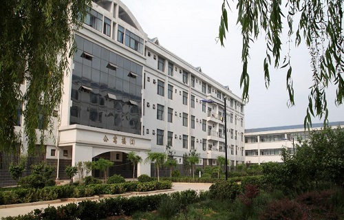  鹤壁市技工学校