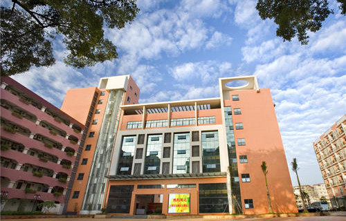  延安科技职业学校