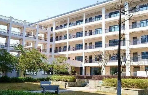  旬阳县中等卫生职业技术学校