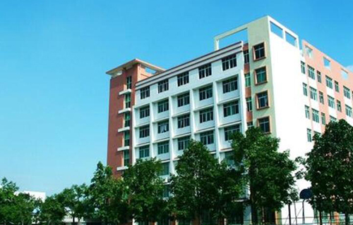  沙河市卫生职业中专学校