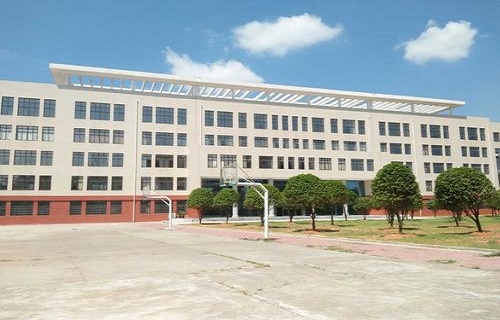  萍乡市公关学校