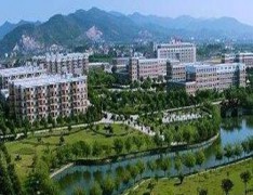 涿州飞达中专学校
