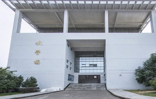  吉安影视艺术学校