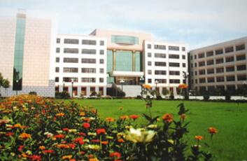  石家庄高级技工学校