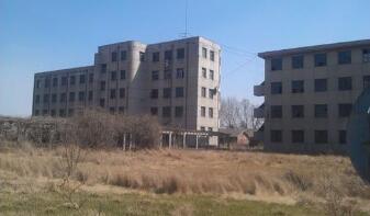  唐山市财经学校