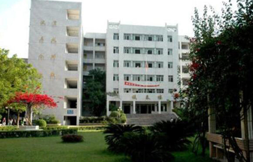  万全县劳动技工学校