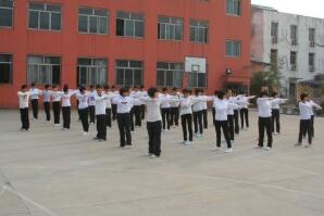  秦皇岛市现代科技中等职业学校