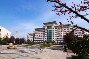  晋州职业技术中学