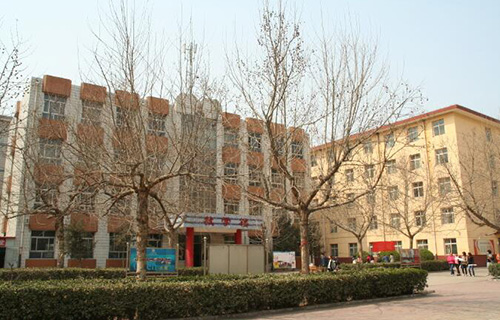  石家庄新燕春集团技工学校