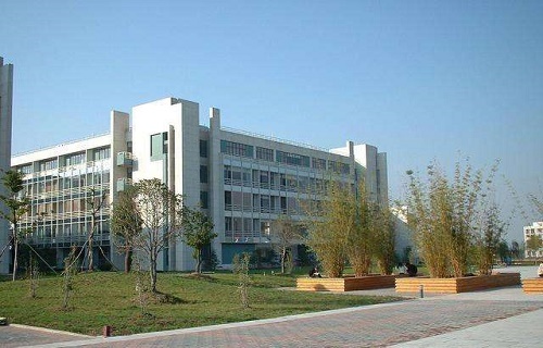  广东省冶金技工学校