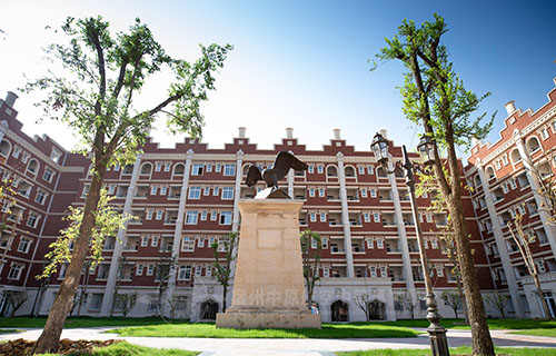  宿州中原航空中等专业学校