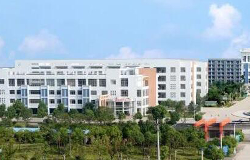  长兴职工中等卫生学校