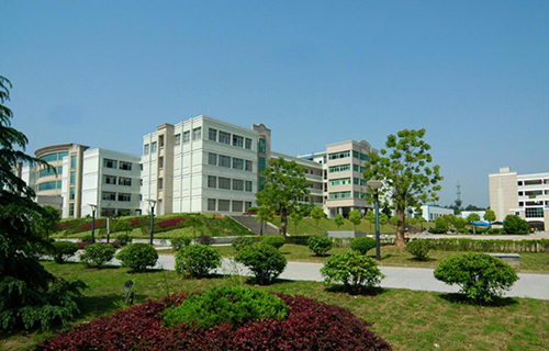  云和县中等职校