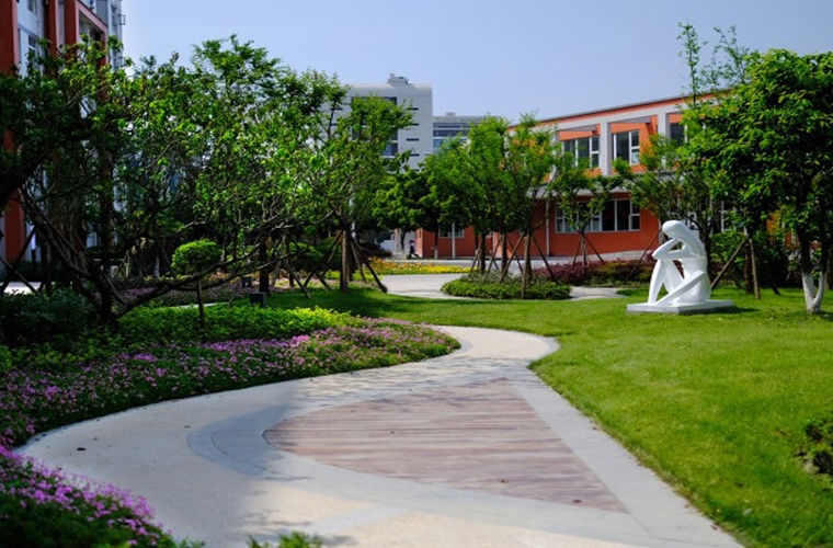 <a href=https://www.9951.cc/zhuanye/dazhuan/13716.html target=_blank class=infotextkey>酒店管理</a>（应用型） (本科)